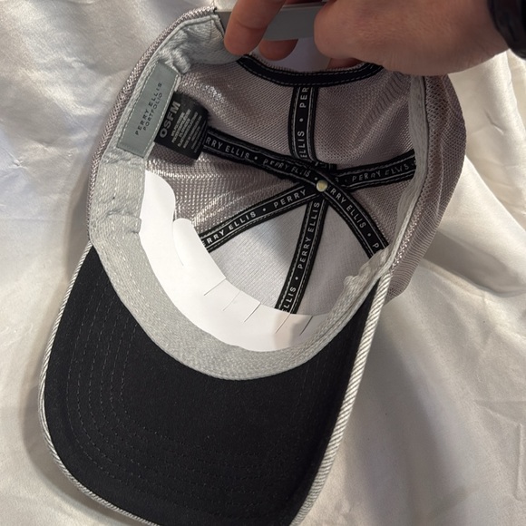 Men’s Perry Ellis Portfolio Alloy Snapback Hat Cap Gray - Picture 6 of 6